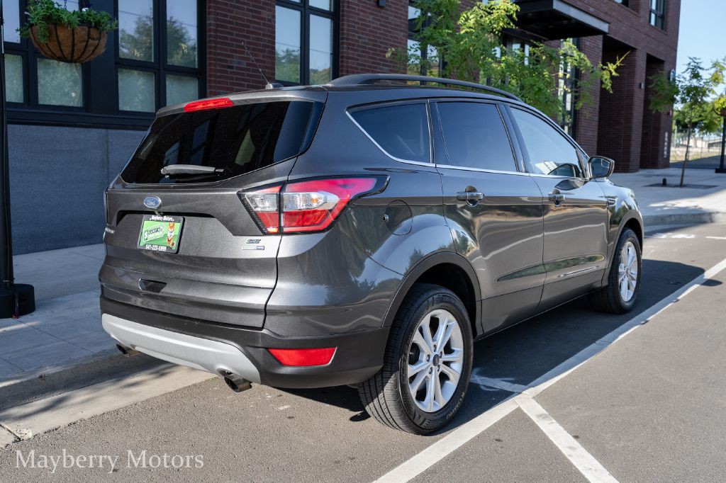 2018 Ford Escape Image 2
