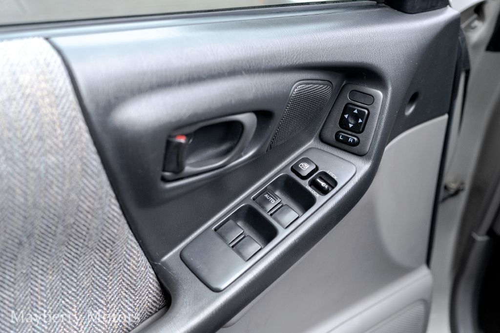 2001 Subaru Forester Image 7