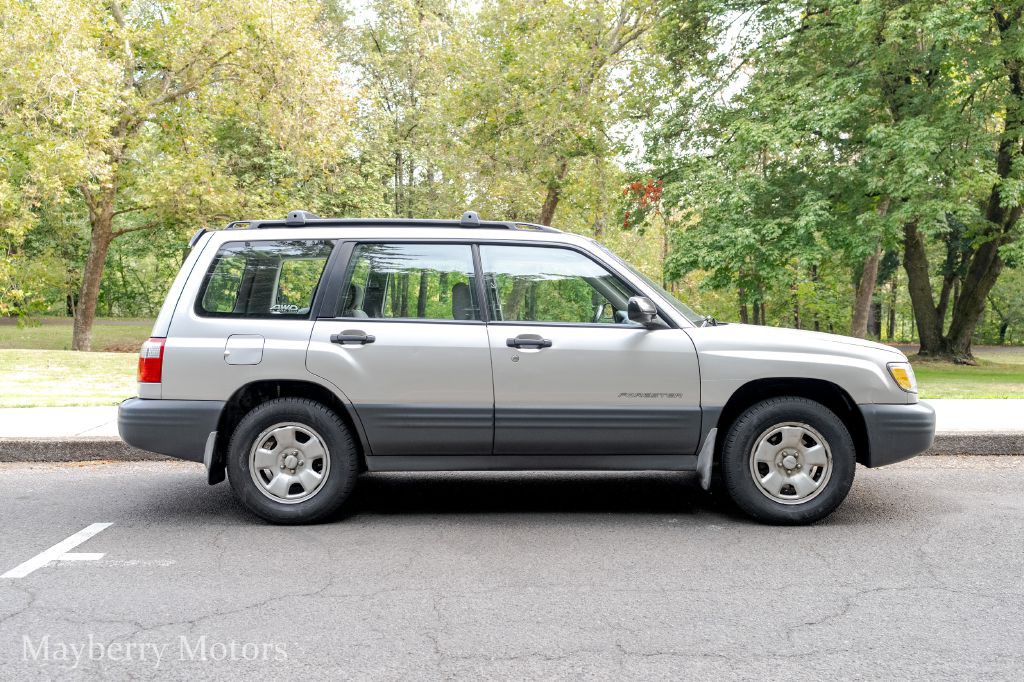 2001 Subaru Forester Image 18