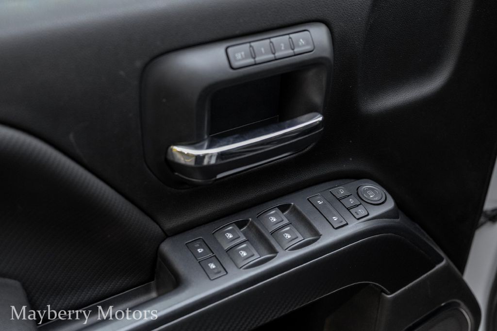 2018 GMC Sierra Image 8