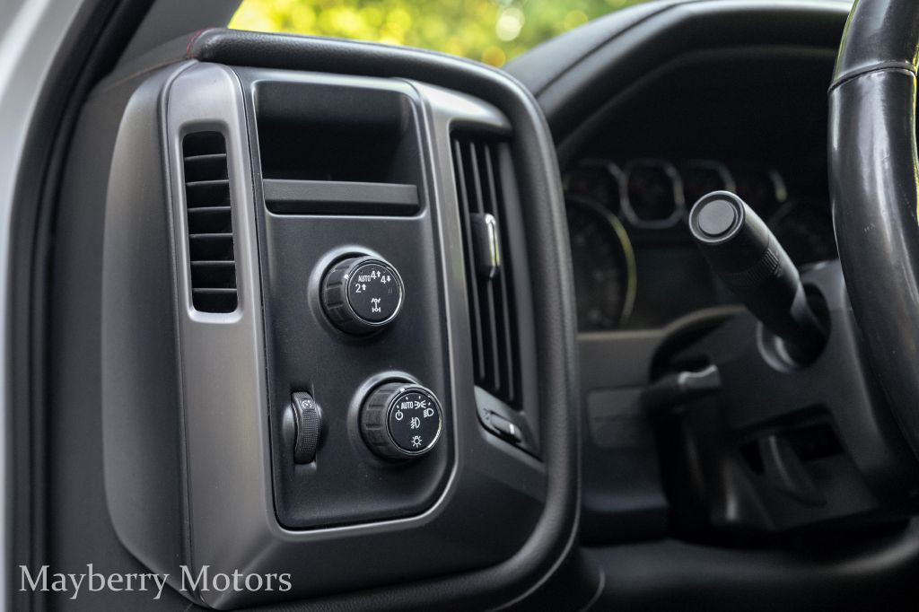 2018 GMC Sierra Image 10