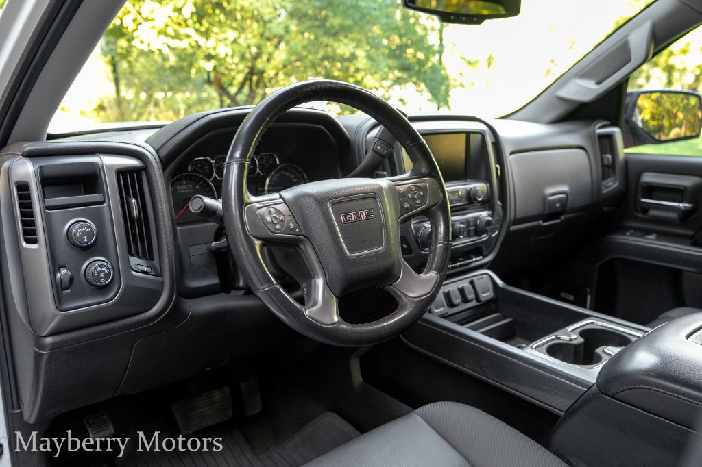 2018 GMC Sierra Image 11