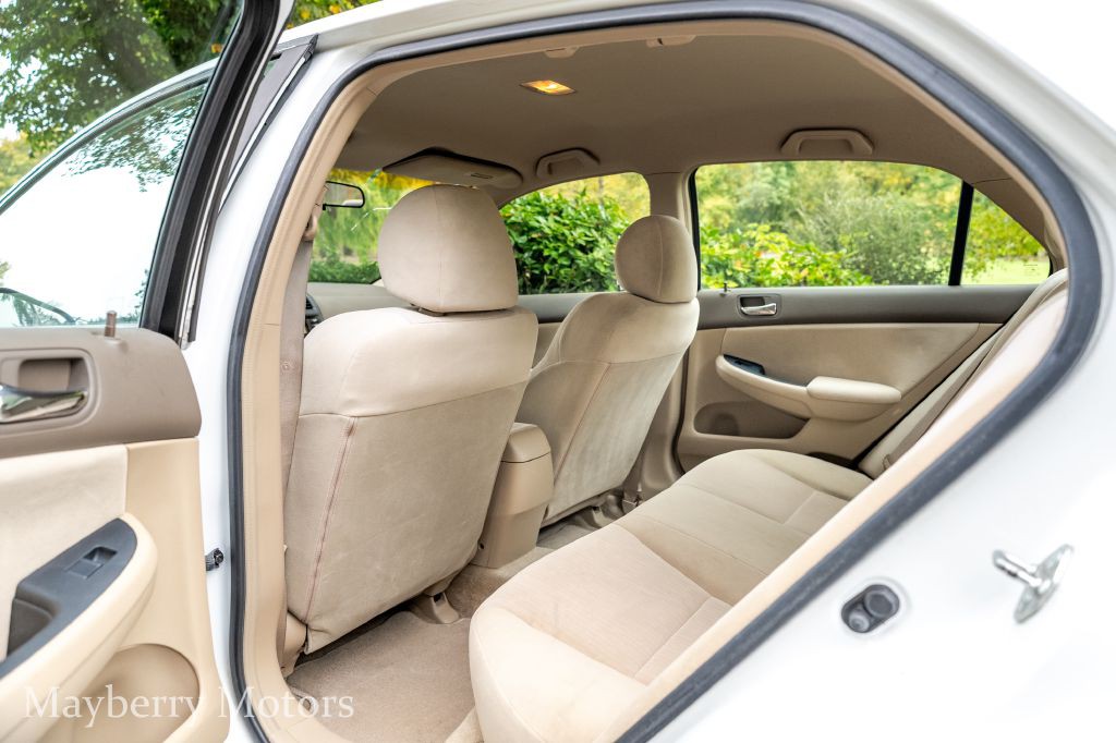 2003 Honda Accord Image 13