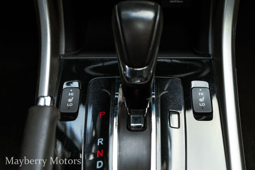 2017 Honda Accord Image 23