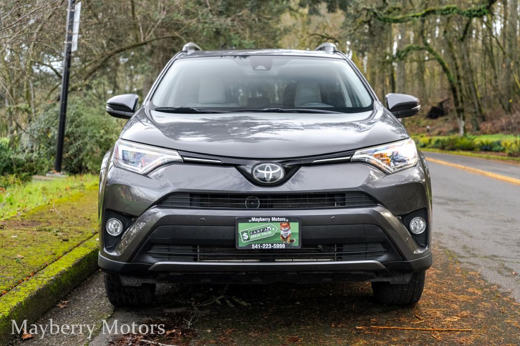 2017 Toyota Rav4 Image 4