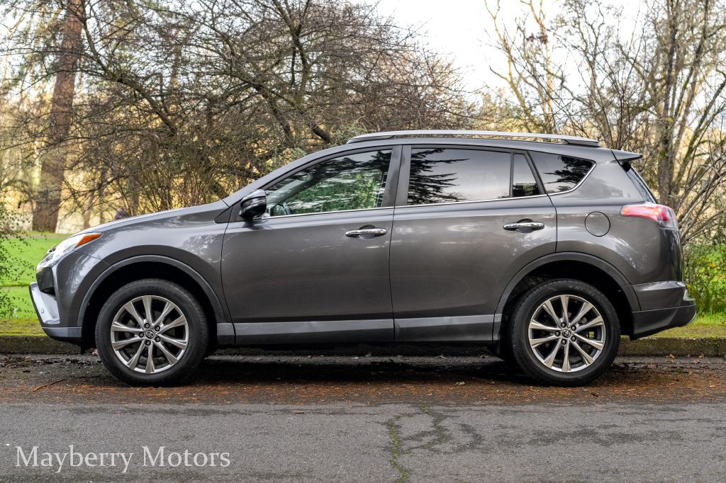 2017 Toyota Rav4 Image 5