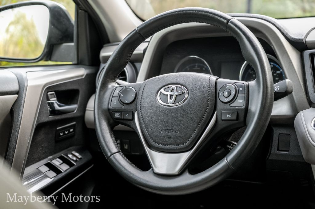 2017 Toyota Rav4 Image 25