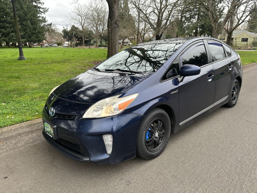 2012 Toyota Prius Image 1