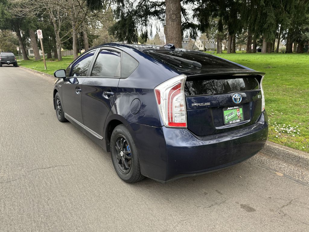 2012 Toyota Prius Image 7