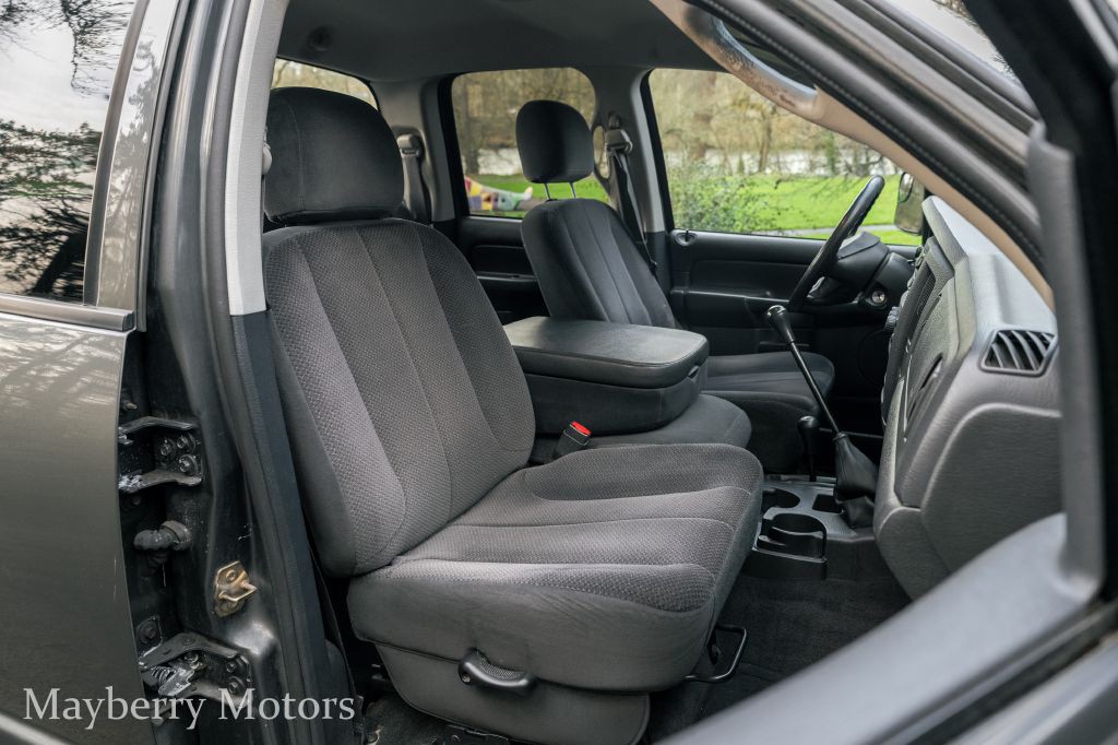 2003 Dodge Ram 2500 Image 21
