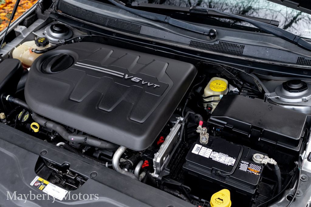 2015 Chrysler 200 Image 3