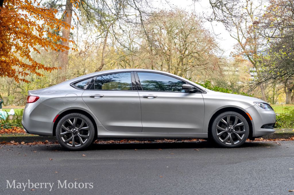 2015 Chrysler 200 Image 27