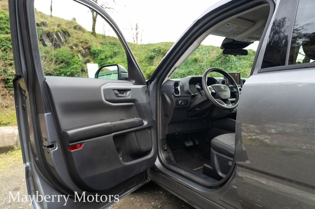 2024 Ford Bronco Image 8