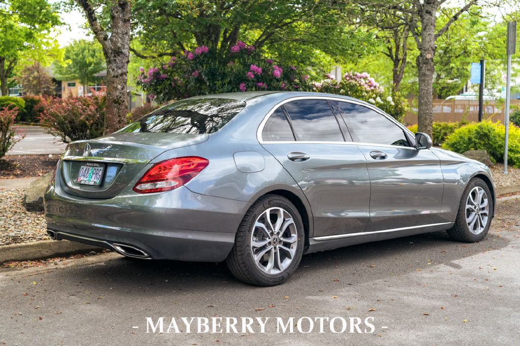2018 Mercedes-Benz C-Class Image 2