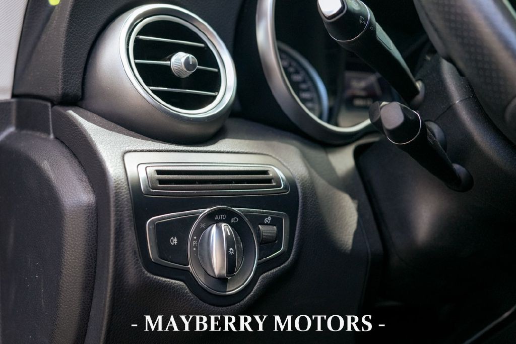 2018 Mercedes-Benz C-Class Image 11