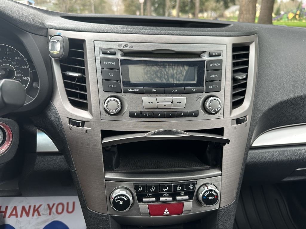 2012 Subaru Outback Image 11