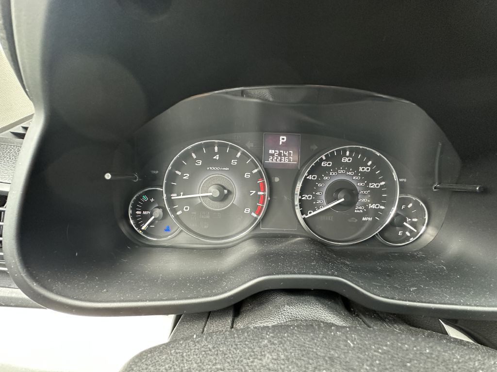 2012 Subaru Outback Image 12