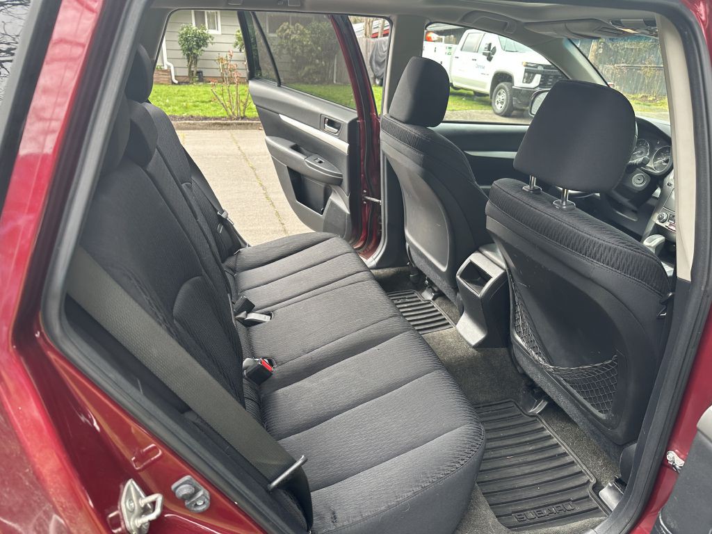 2012 Subaru Outback Image 21