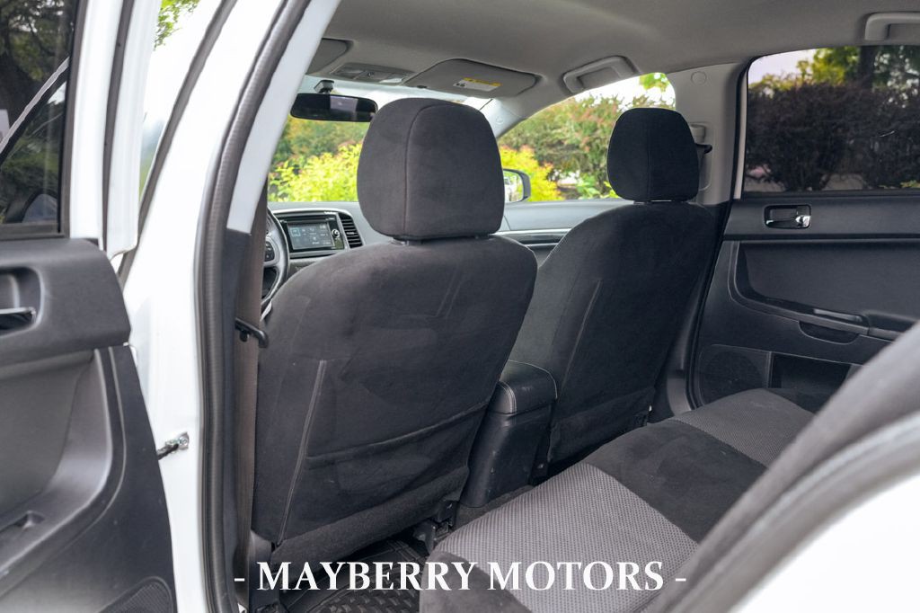 2015 Mitsubishi Lancer Image 14