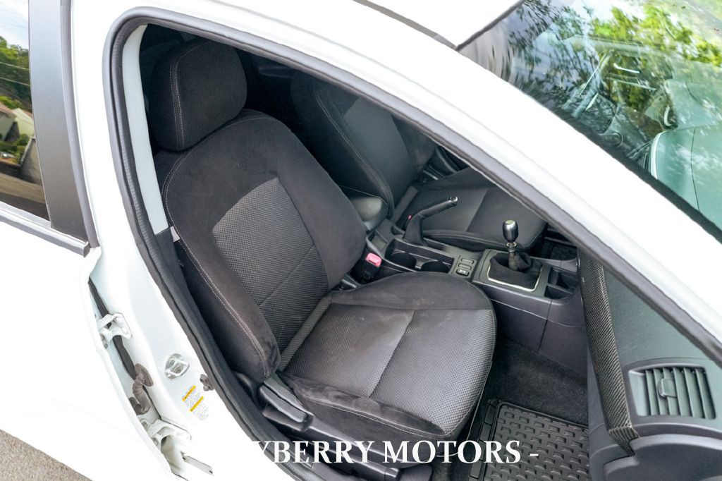 2015 Mitsubishi Lancer Image 22
