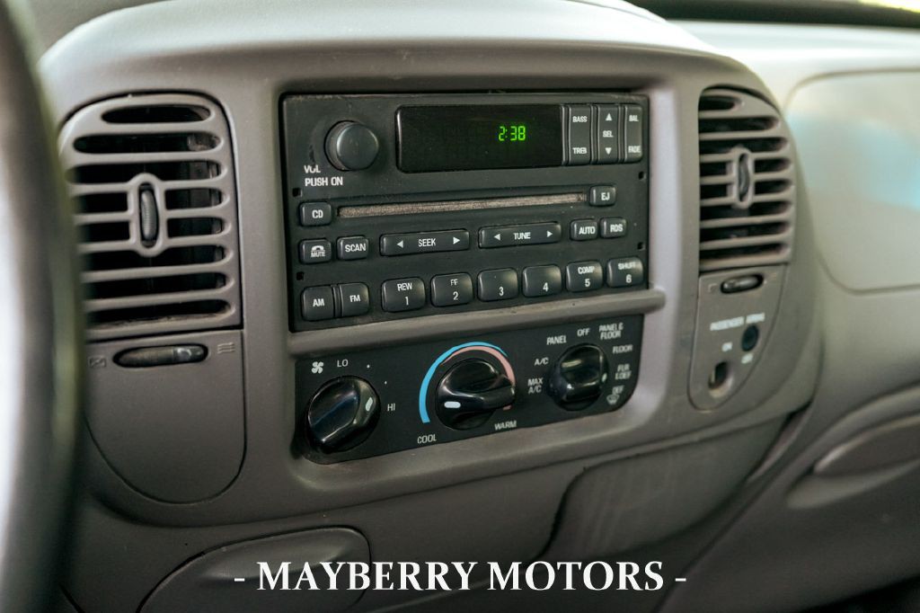 2000 Ford F-150 Image 23
