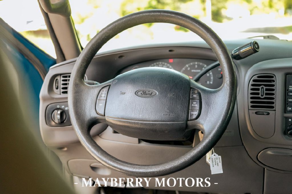 2000 Ford F-150 Image 24