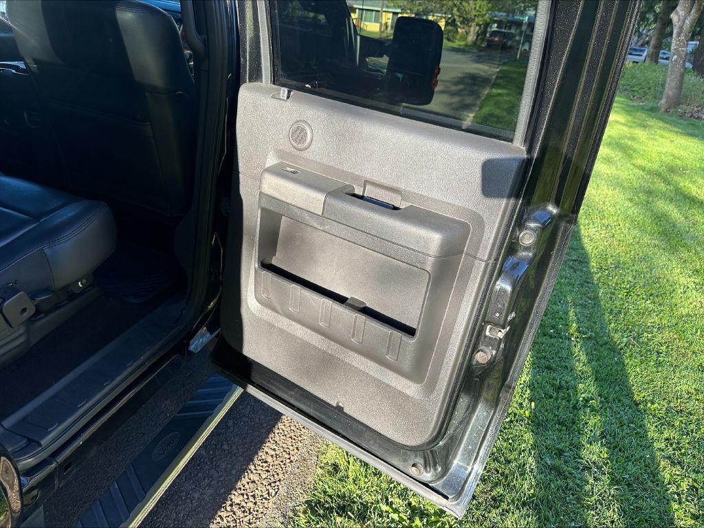 2011 Ford F-250 Image 25
