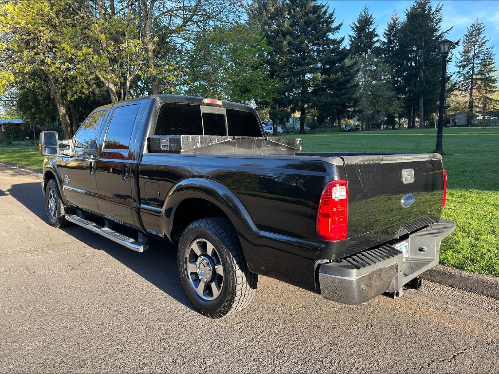 2011 Ford F-250 Image 2