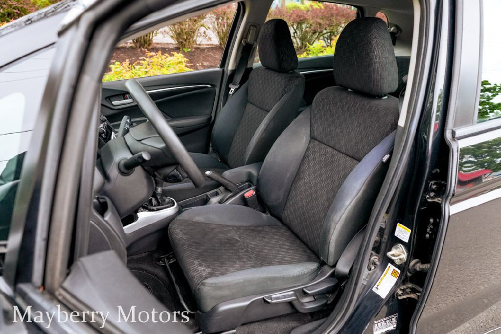 2015 Honda Fit Image 13