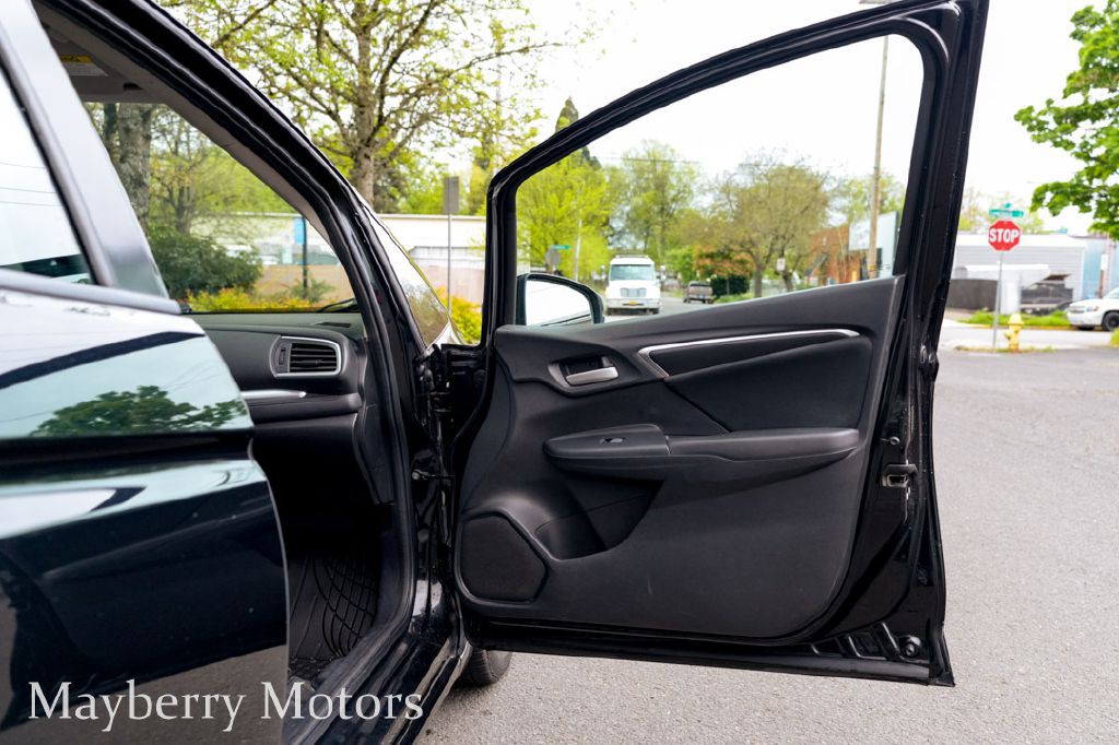 2015 Honda Fit Image 21
