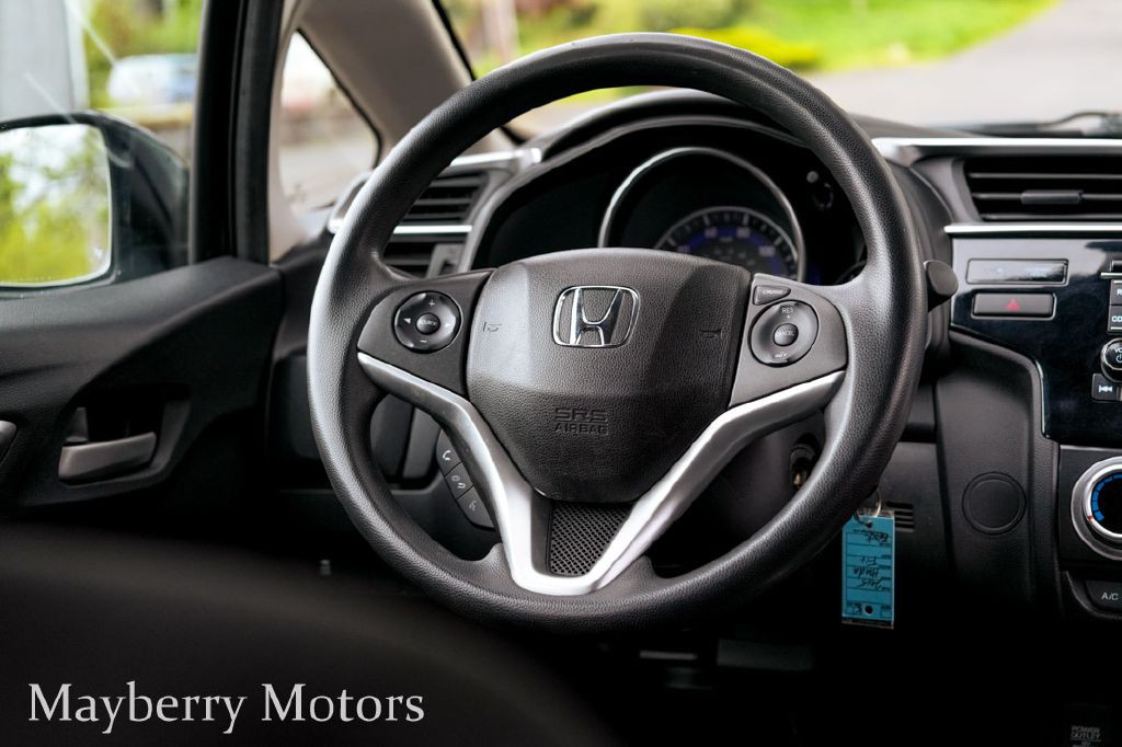 2015 Honda Fit Image 25