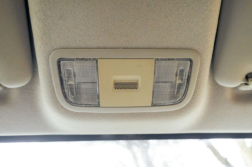 2015 Honda Fit Image 30