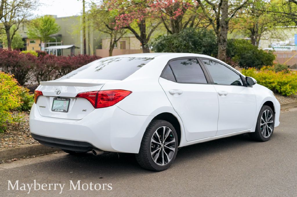 2017 Toyota Corolla Image 2