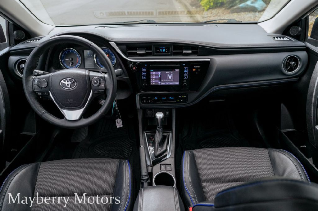 2017 Toyota Corolla Image 23