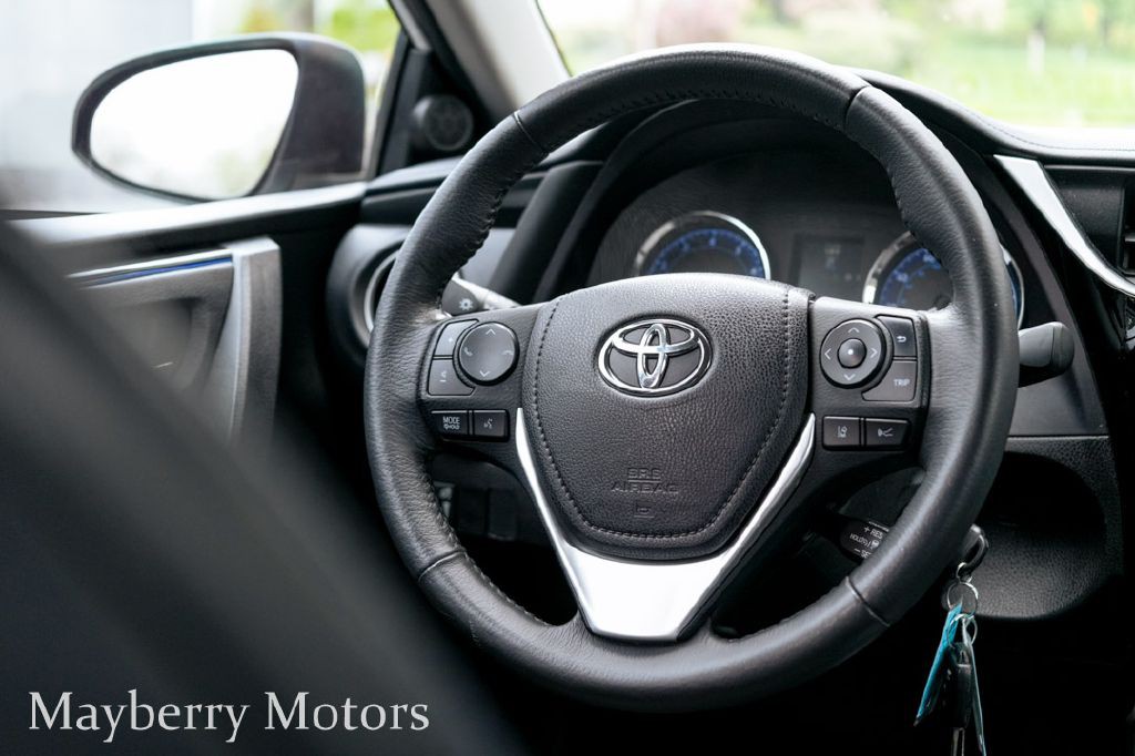 2017 Toyota Corolla Image 24