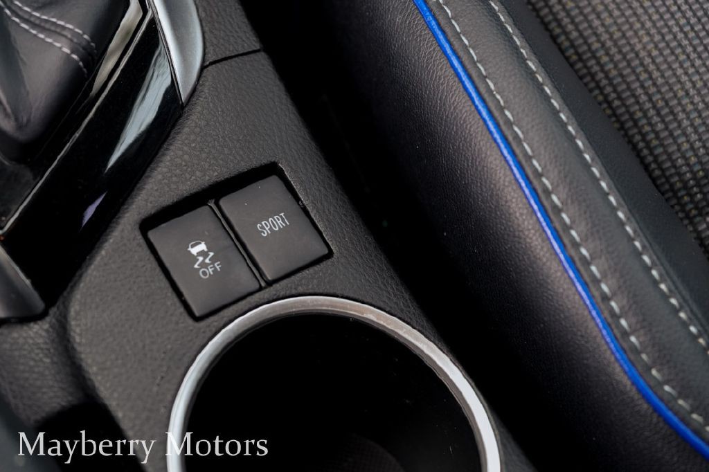 2017 Toyota Corolla Image 30