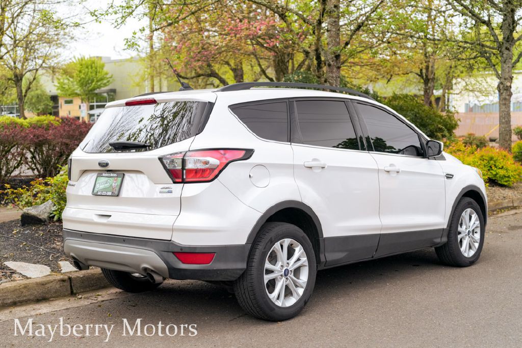 2018 Ford Escape Image 2