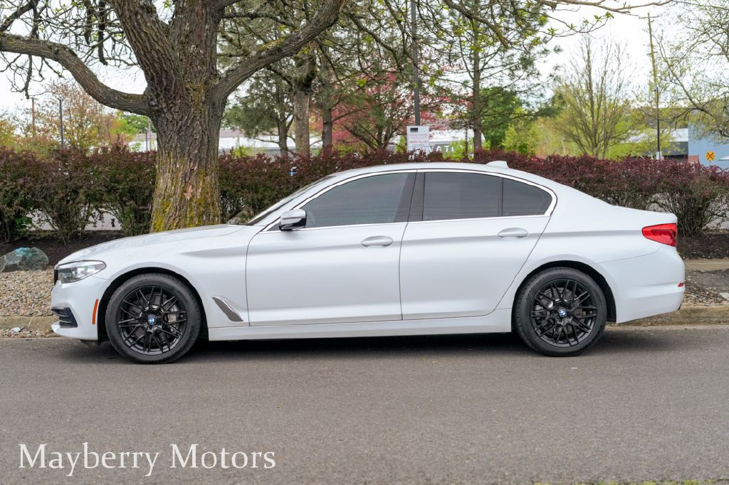 2019 BMW 5 Series Image 5
