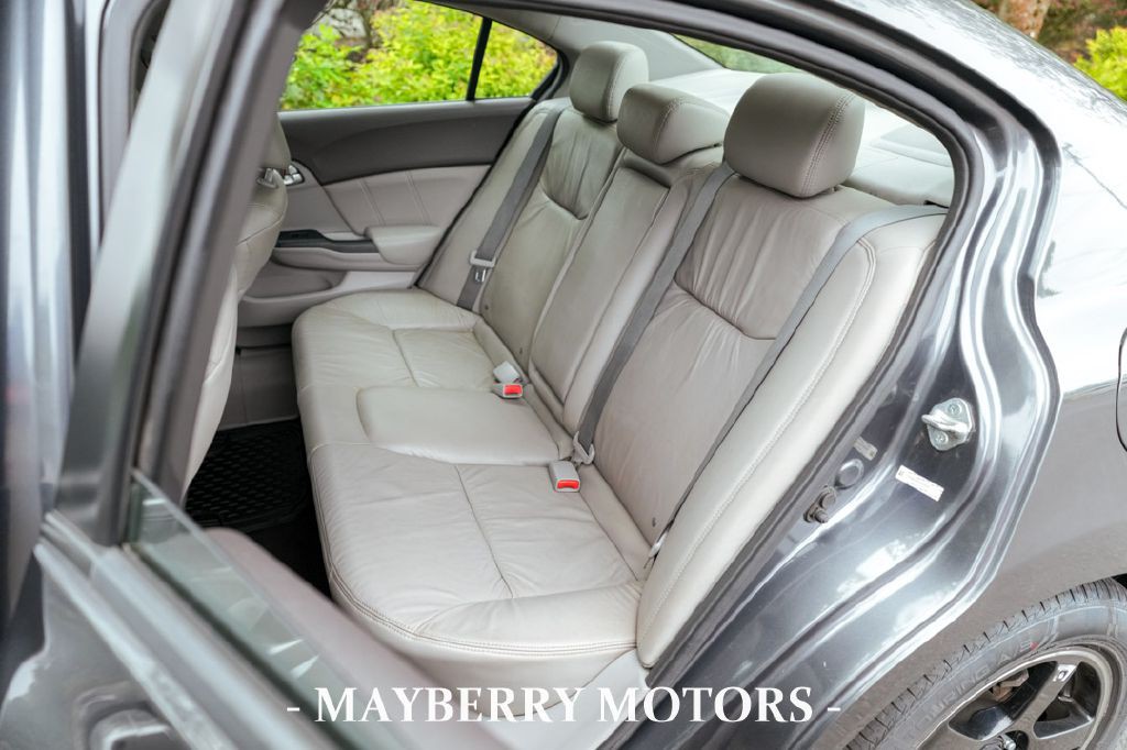 2012 Honda Civic Image 12