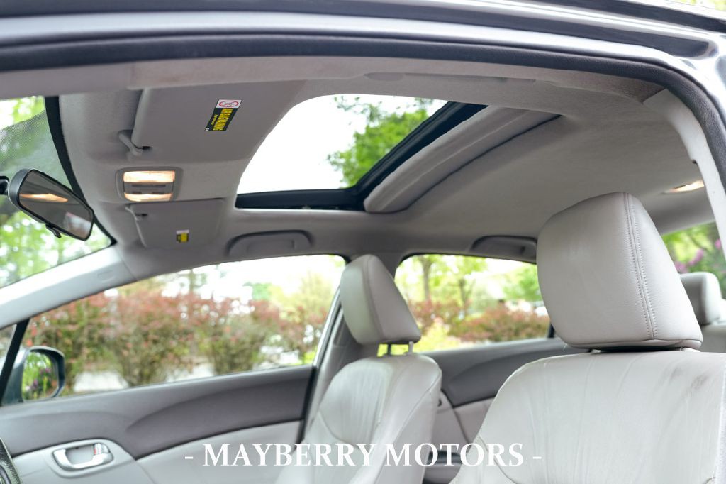 2012 Honda Civic Image 30