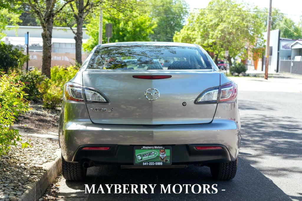 2011 Mazda Mazda3 Image 14