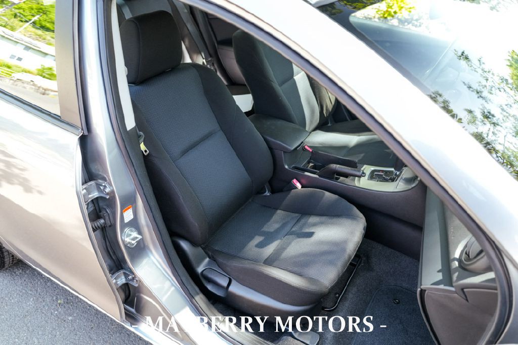 2011 Mazda Mazda3 Image 19