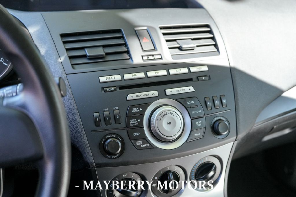 2011 Mazda Mazda3 Image 26