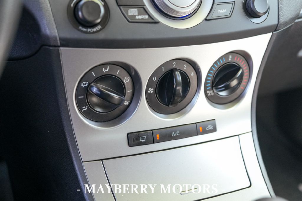 2011 Mazda Mazda3 Image 27