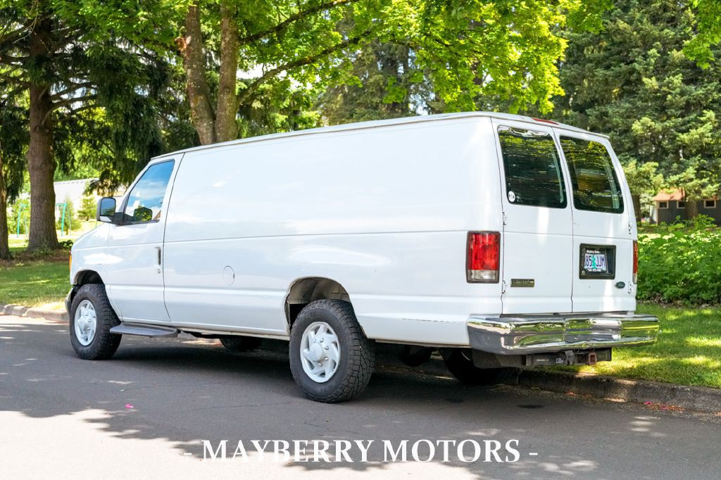 2006 Ford Econoline Image 8