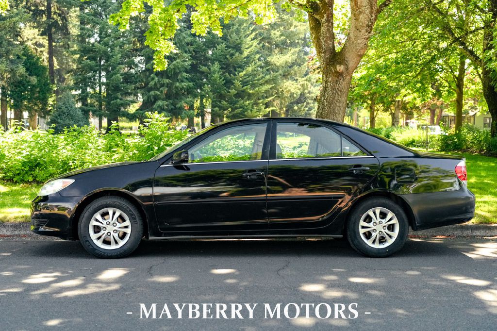 2005 Toyota Camry Image 5