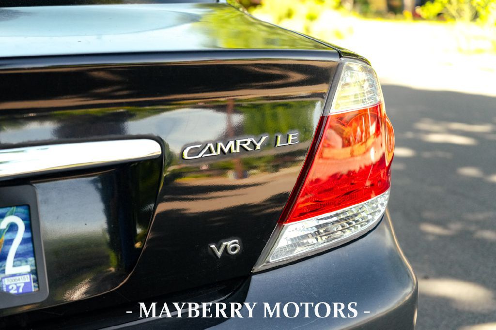 2005 Toyota Camry Image 15