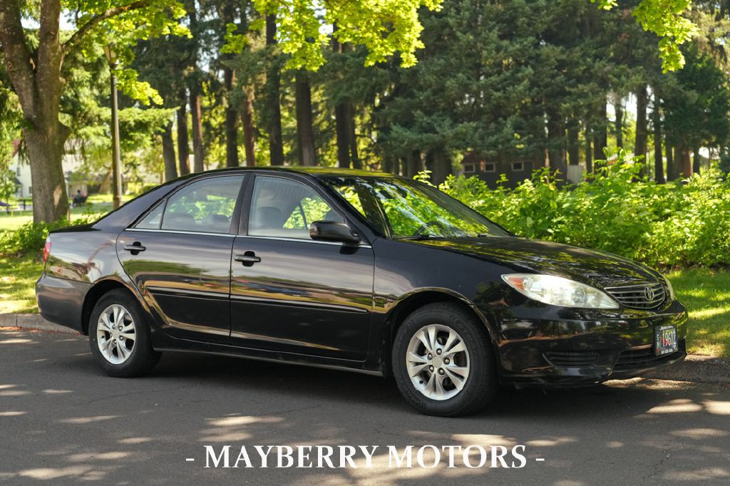 2005 Toyota Camry Image 17