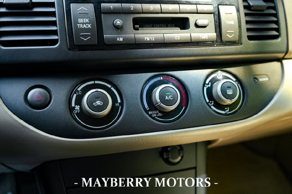 2005 Toyota Camry Image 26