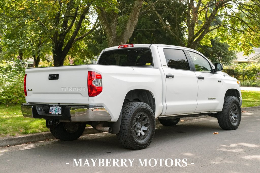 2015 Toyota Tundra Image 2